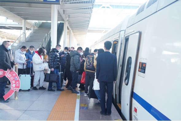回家!草原鐵路2023年春運大幕開啟....1453.png