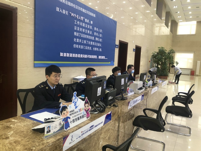 中共黨員、一等功榮立者王曙光不言放棄，堅持到比賽最后（王鵬）.jpg
