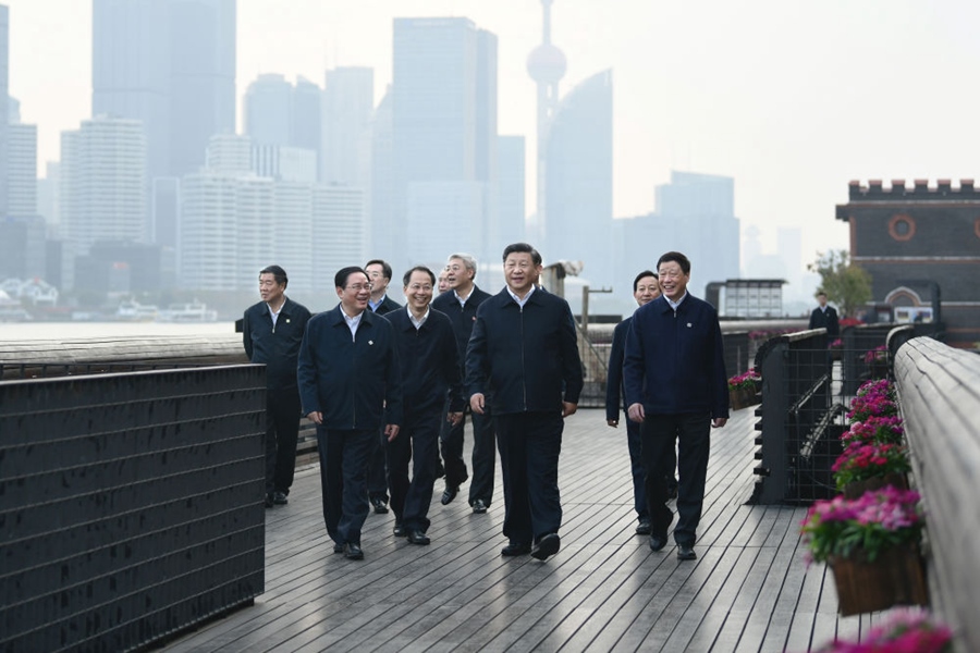2019年11月2日，習(xí)近平在上海市楊浦區(qū)濱江公共空間楊樹浦水廠濱江段考察。