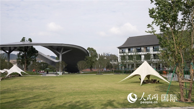 安吉露營地。人民網(wǎng) 彭昱凱攝