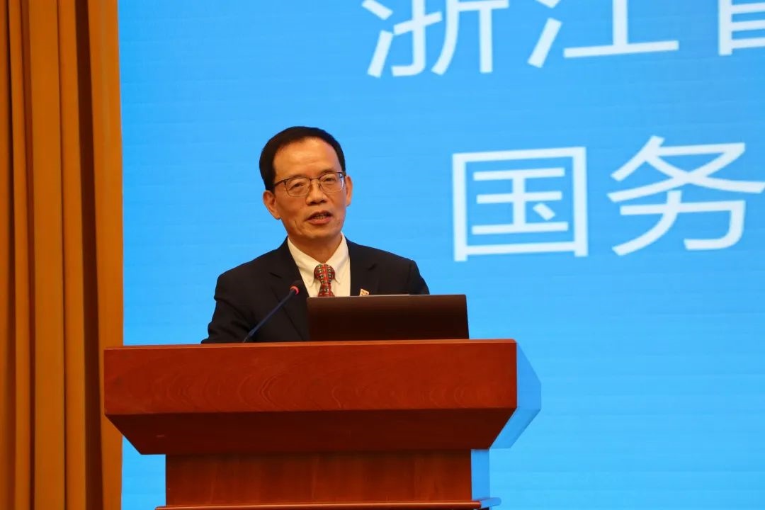 浙江省區(qū)域國(guó)別與國(guó)際傳播研究智庫(kù)聯(lián)盟首席專家、浙江師范大學(xué)非洲區(qū)域國(guó)別學(xué)學(xué)部學(xué)術(shù)委員會(huì)常務(wù)副主任劉鴻武致辭。主辦方供圖