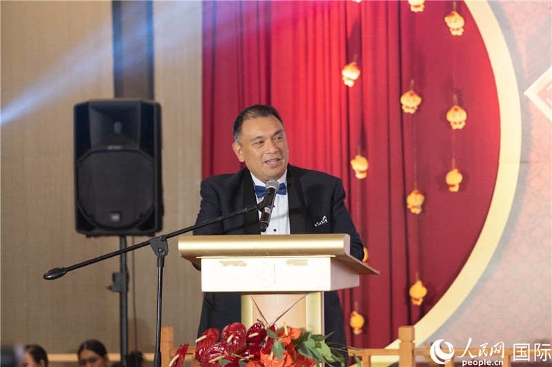 菲外交部副部長多明戈出席年會并致辭。人民網(wǎng)記者樊帆 攝