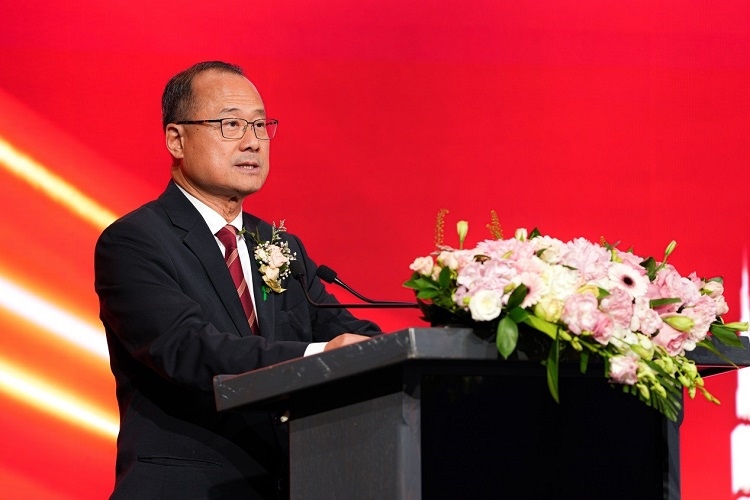 第十四屆全國政協(xié)常委、香港中華總商會會長蔡冠深致辭。阿聯(lián)酋中華工商總會供圖