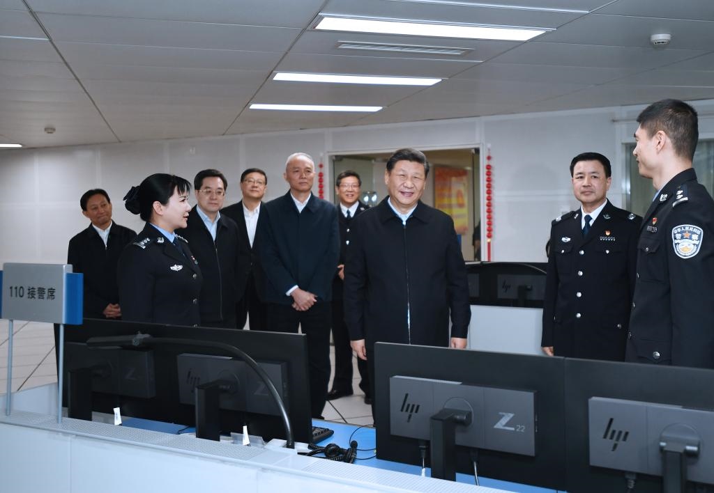 2019年2月1日上午，習(xí)近平總書記在北京市公安局看望慰問公安民警，并向全國廣大公安民警拜年。新華社記者 謝環(huán)馳 攝