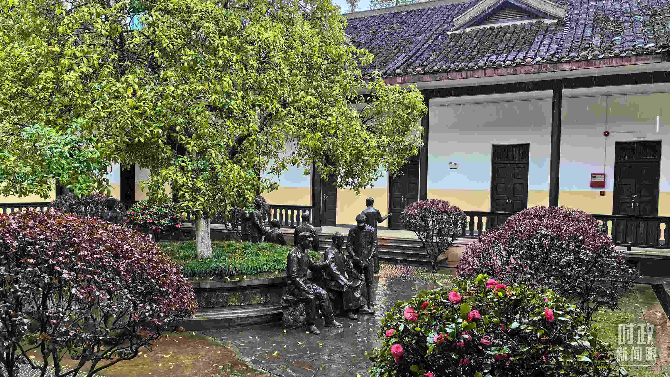 △湖南第一師范學(xué)院（城南書院校區(qū)）校園里。（總臺央視記者趙化拍攝）