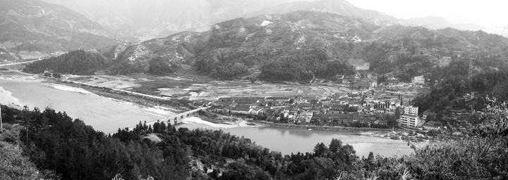 搬遷前的景寧外舍村。供圖 共享聯(lián)盟·景寧