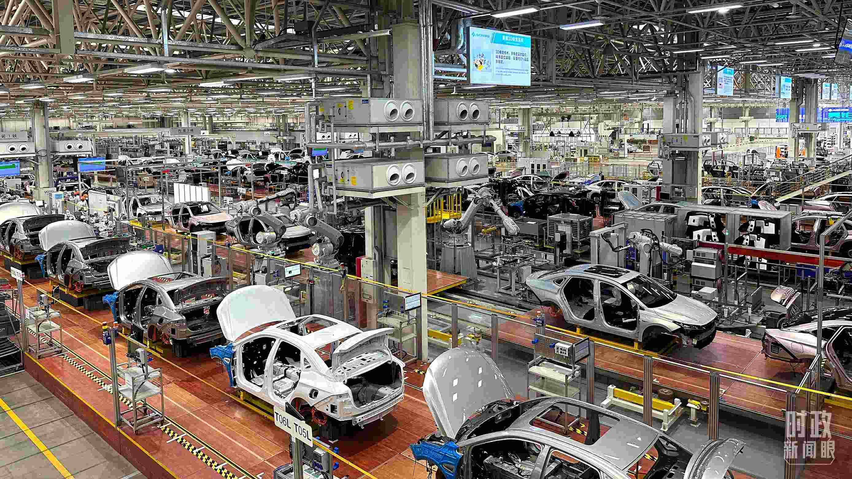 廣州廣汽埃安總裝車間智能生產(chǎn)線。2023年4月，習近平曾到這里考察。（總臺央視記者趙化拍攝）