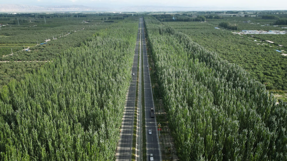 新疆柯柯牙景色（2023年9月1日攝，無人機照片）。新華社記者 李響 攝