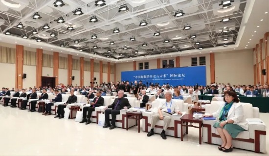 6月12日，“中國新疆的歷史與未來”國際論壇在喀什舉辦。（圖片來源：民族畫報(bào)）