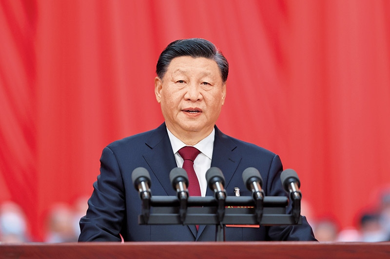 2022年10月16日，中國共產(chǎn)黨第二十次全國代表大會(huì)在北京人民大會(huì)堂開幕。習(xí)近平代表第十九屆中央委員會(huì)向大會(huì)作報(bào)告。 新華社記者 姚大偉/攝