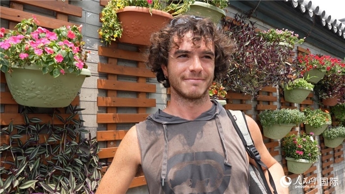 圖為意大利籍游客盧卡·拉·萬科（Luca La Vanco）。人民網(wǎng)記者 吳超嵐攝