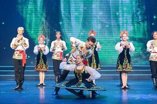 第十屆“歡動(dòng)北京”開(kāi)幕，12國(guó)青少年向未來(lái)問(wèn)好