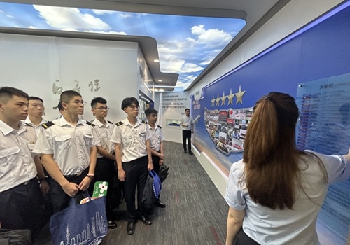 南京航空航天大學(xué)學(xué)子赴多地開(kāi)展社會(huì)實(shí)踐。校方供圖