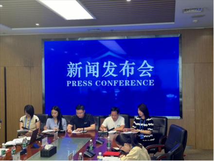 研修班現(xiàn)場(chǎng)模擬新聞發(fā)布會(huì)環(huán)節(jié)