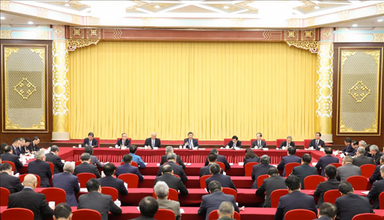 2024年3月6日，中共中央總書記、國家主席、中央軍委主席習(xí)近平看望參加全國政協(xié)十四屆二次會議的民革、科技界、環(huán)境資源界委員，并參加聯(lián)組會，聽取意見和建議。新華社記者 黃敬文 攝