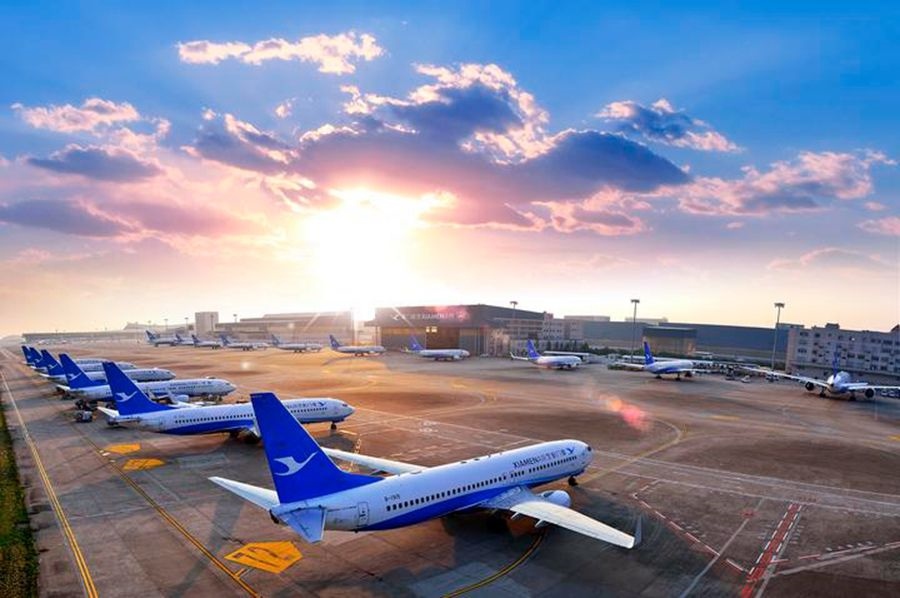 這是如今廈門(mén)航空的機(jī)隊(duì)照片。（廈門(mén)航空有限公司供圖）