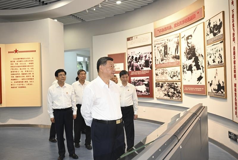 △2024年10月15日，習(xí)近平總書(shū)記在福建漳州市東山縣谷文昌紀(jì)念館考察。