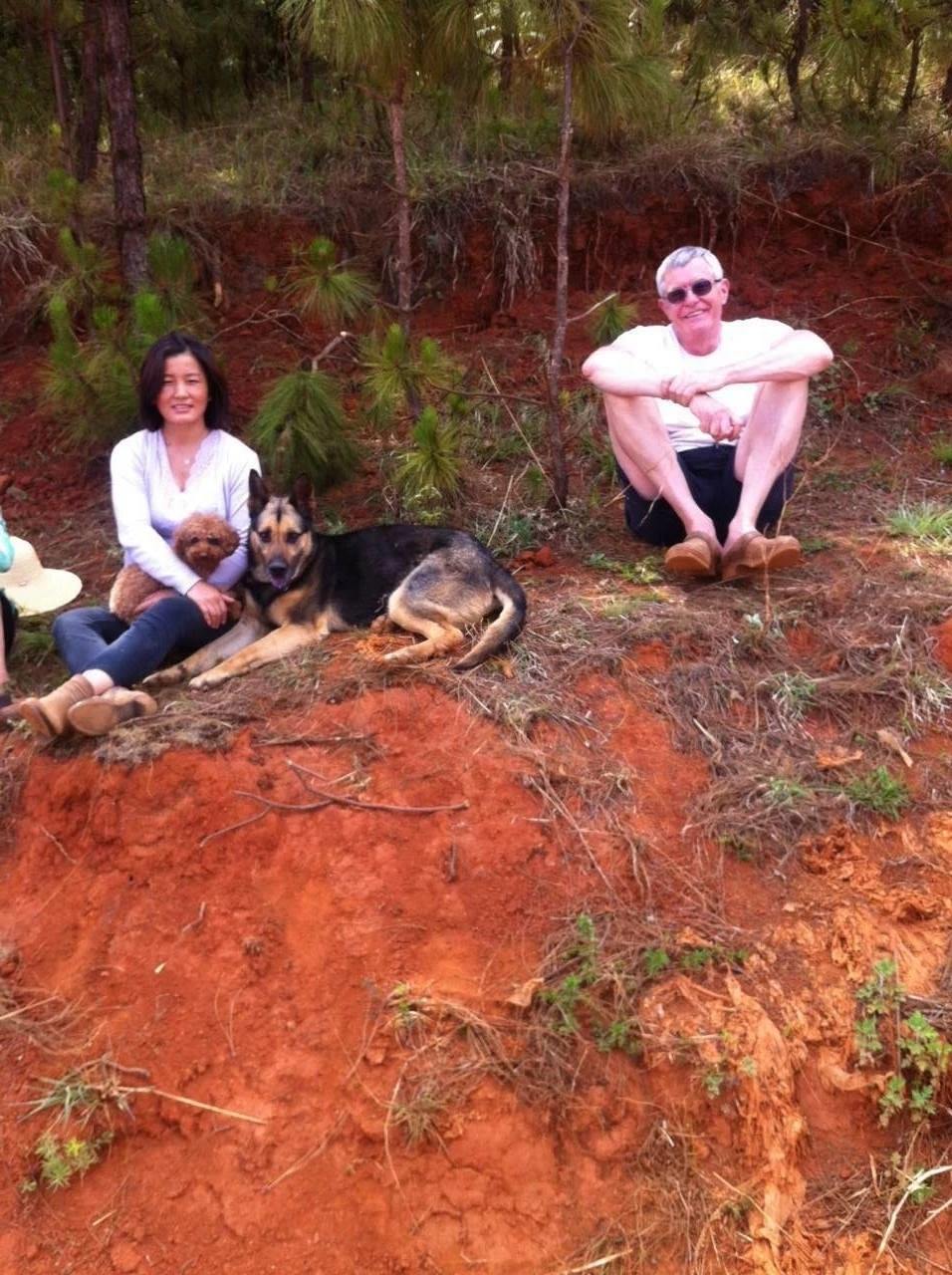 奈斯和妻子在云南東川打造了一個(gè)名叫“卡比杉”的農(nóng)場(chǎng)。