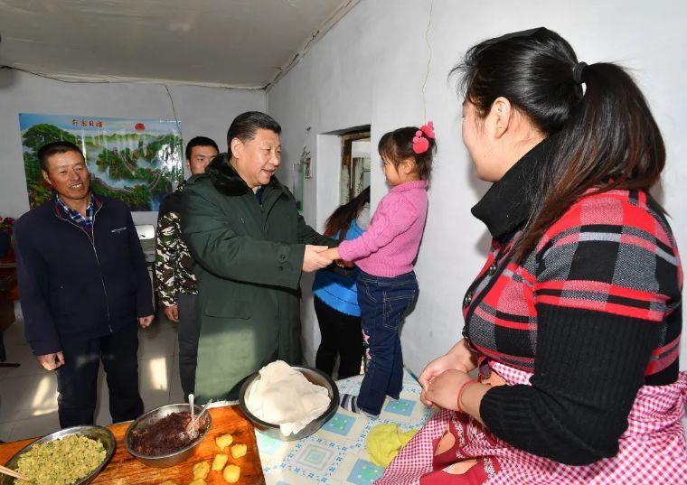 2017年1月24日，習(xí)近平總書記在河北張家口張北縣德勝村看望慰問。