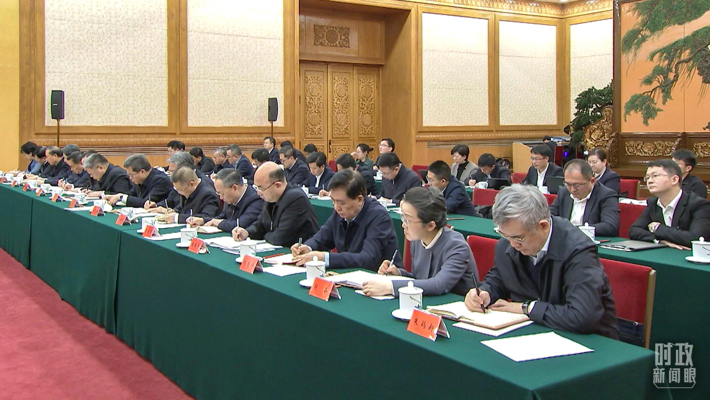 △2月17日，民營企業(yè)座談會現(xiàn)場。