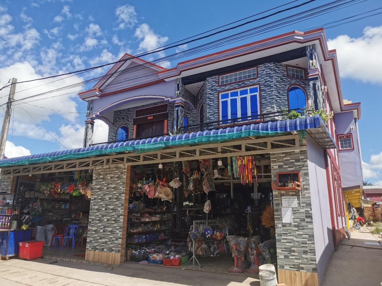 毗鄰西港特區(qū)的商店。西港特區(qū)供圖