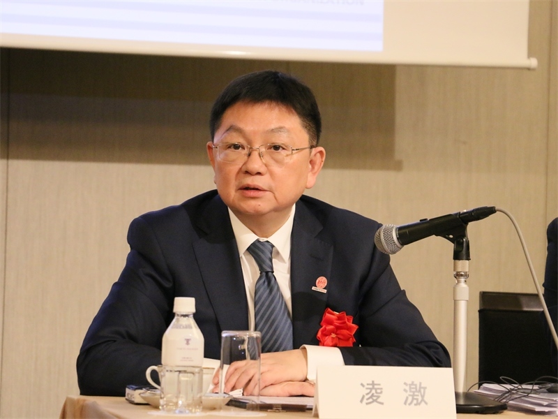 商務部副部長兼國際貿易談判副代表凌激致辭。人民網(wǎng) 許可攝