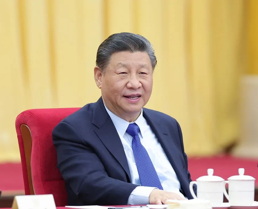 2024年3月6日，習近平看望參加全國政協(xié)十四屆二次會議的民革、科技界、環(huán)境資源界委員，并參加聯(lián)組會，聽取意見和建議。新華社發(fā)（盛佳鵬攝）