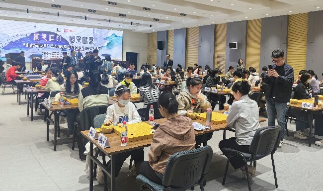 比賽現(xiàn)場(chǎng)。人民網(wǎng)記者 李乃妍攝