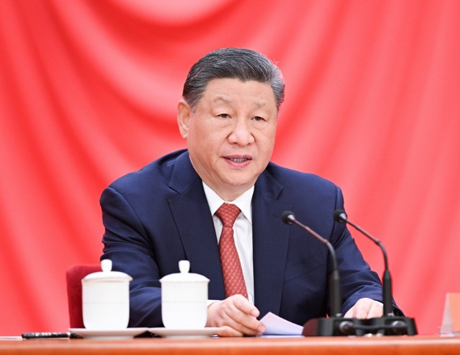 4月28日，慶祝中華全國總工會成立100周年暨全國勞動模范和先進(jìn)工作者表彰大會在北京人民大會堂隆重舉行。中共中央總書記、國家主席、中央軍委主席習(xí)近平出席大會并發(fā)表重要講話。新華社記者 李學(xué)仁 攝